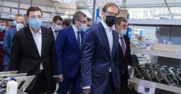 Министр промышленности посетил Екатеринбург и нарушил указ губернатора о самоизоляции