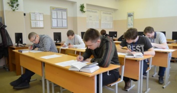 Пять студентов из Нижнего Тагила стали стипендиатами российского правительства