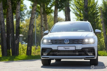 Volkswagen Tiguan: стабильный автомобиль в неспокойное время