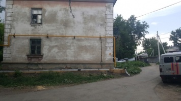 Мэрия Барнаула объяснила, почему рушатся стены в жилом доме
