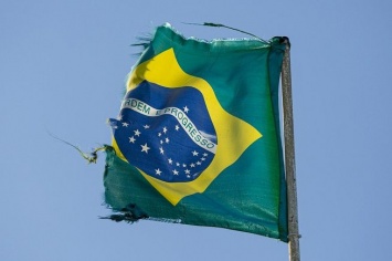 Бразилия обошла США по росту смертей от вызванной COVID-19 пневмонии