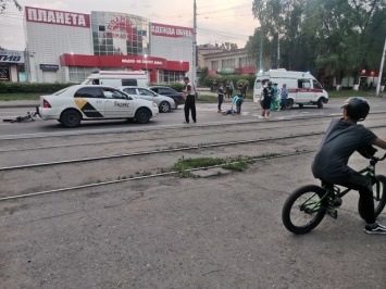 Таксист сбил велосипедиста-нарушителя в Новокузнецке