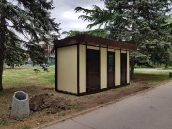 В Симферополе начали устанавливать платные модульные туалеты, - ФОТО