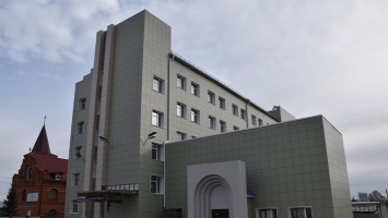 Бывший онкодиспансер в Барнауле станет поликлиникой и центром «хирургии одного дня»