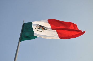 Мексика предоставила Моралесу политическое убежище