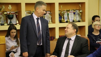 Депутаты призвали ускорить поиски нового офиса для ТФОМС