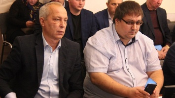 Михаил Исаев оценил рубашку с короткими рукавами представителя "Т Плюс"