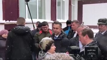 СК начал проверку после жалобы жительницы Санниково Дмитрию Медведеву