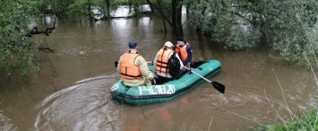 Две деревни Калужской области отрезаны от "большой земли" из-за затопленного моста
