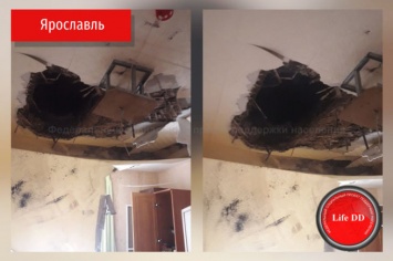 Потолок обвалился в квартире с двумя детьми в Ярославле