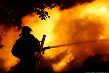 В Калининграде в жилом доме произошел пожар, есть пострадавшие
