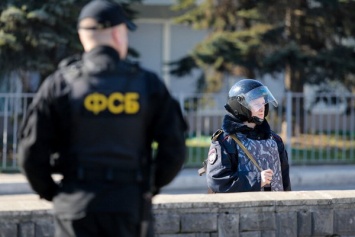 ФСБ заявила о пресечении деятельности подпольных оружейников в Калининградской области