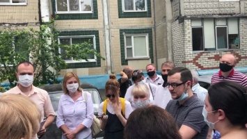 Жители Белгорода протестуют против строительства магазина во дворе многоэтажек