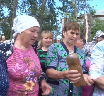 Жители алтайского села получат питьевую воду из единственной скважины только к концу лета
