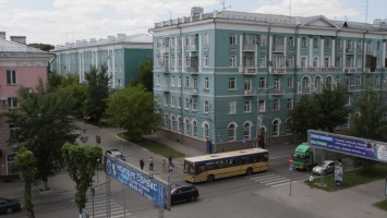 Питерская фирма разработает схему полос для автобусов в Барнауле