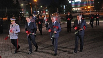 В Барнауле в память о погибших в Великой Отечественной войне зажгли свечи
