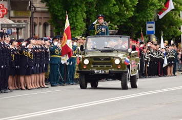 24 июня в Симферополе: когда начнется парад и салют, где перекроют дороги, что посмотреть, - ФОТО, ВИДЕО