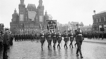 День Парада Победы 1945-го - каким он был