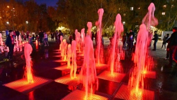 В Барнауле запускают фонтаны
