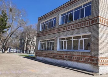 В детских садах Белогорска меняют окна