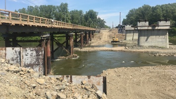 В Алтайском крае начали возводить еще один мост через реку Чумыш