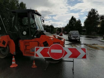 В Нижневартовске улицу Маршала Жукова закрыли на ремонт