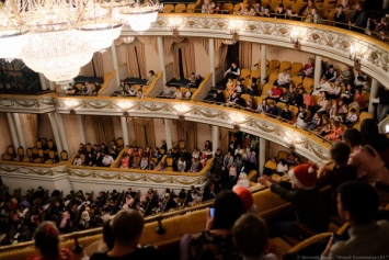 Московским театрам разрешили открыться 1 августа