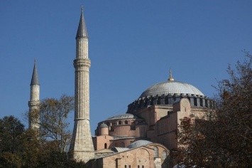 Президент Турции присвоил собору Святой Софии статус мечети