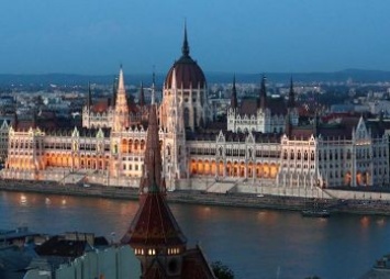 Первой из стран ЕС для россиян откроет границы Венгрия