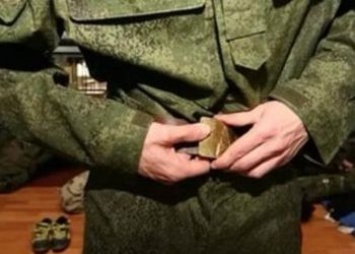 Солдат-срочник в Белогорске ударил сослуживца тубареткой