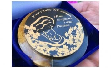 Жительницам Ульяновска депутаты Гордумы вручили «Медали материнства»