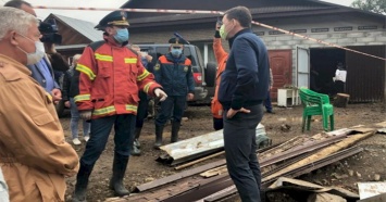 Власти помогут пострадавшим от наводнения в Нижних Сергах в восстановлении жилья