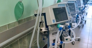 Горевшие в больницах уральские аппараты ИВЛ вновь возвращены на рынок
