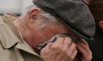 В Нижневартовске доверчивый пенсионер "подарил" мошенникам около 8 миллионов рублей