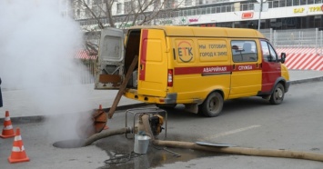 В Екатеринбурге жильцы дома взяли в заложники аварийную бригаду УК
