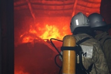 В Симферополе произошел пожар в общежитии: спасали взрослых и детей