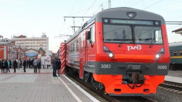 На проезд в пригородных поездах Алтайского края действует скидка 10%