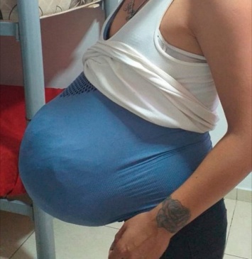 Живот беременной девушки оказался тайником с наркотиками в Аргентине