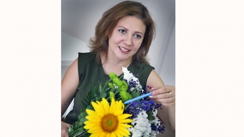Барнаульский флорист рассказала про 1001 розу и букеты из еды