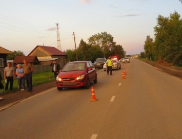 Два пенсионера попали под колеса машин в Кузбассе за сутки