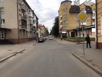 В Гвардейске столкнулись «Шкода» и «Фольксваген»: пострадала 8-летняя девочка