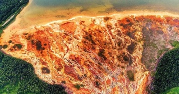 Росприроднадзор выявил загрязнение реки Тагил кислотными водами из рудника в Левихе
