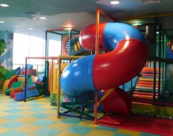 В Карелии с 1 августа открываются детские игровые и батутные центры, а также клубы