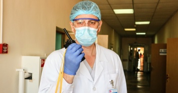 Медики двух свердловских больниц не получили «коронавирусные» деньги