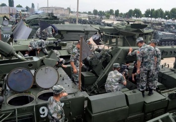 Москва ответила на провокации Беларуси, отправив к границам собственную армию