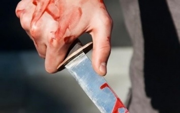 В Нижневартовске борец ударил своего знакомого ножом в грудь. Парень скончался в больнице