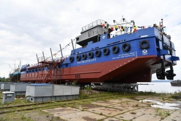 На Онежском судостроительно-судоремонтном заводе спущено на воду новое судно