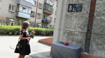 Как обстоит ситуация в Барнауле с мемориальными досками и памятными знаками