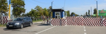 Украина снова закрыла границу с Крымом