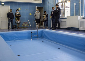 В Циолковском с третьей попытки надеются открыть бассейн в детском саду